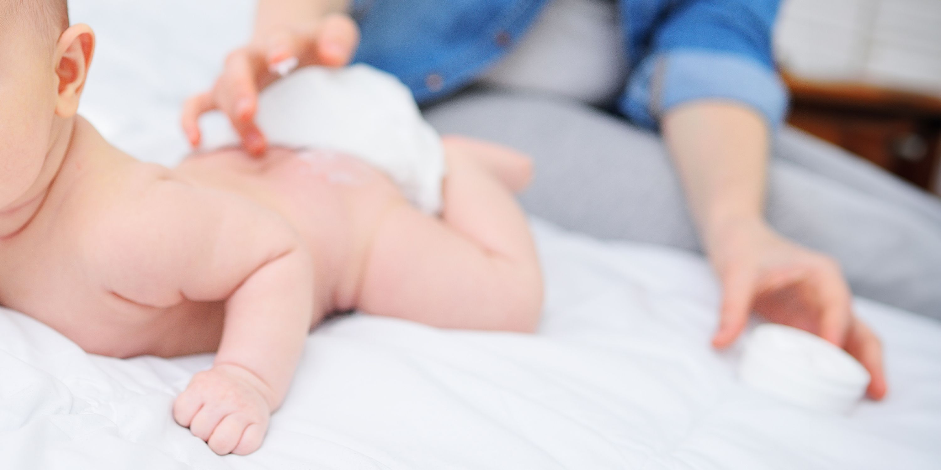 Tips on Choosing the Best Diaper Rash Creams for Newborns & Sensitive Skin