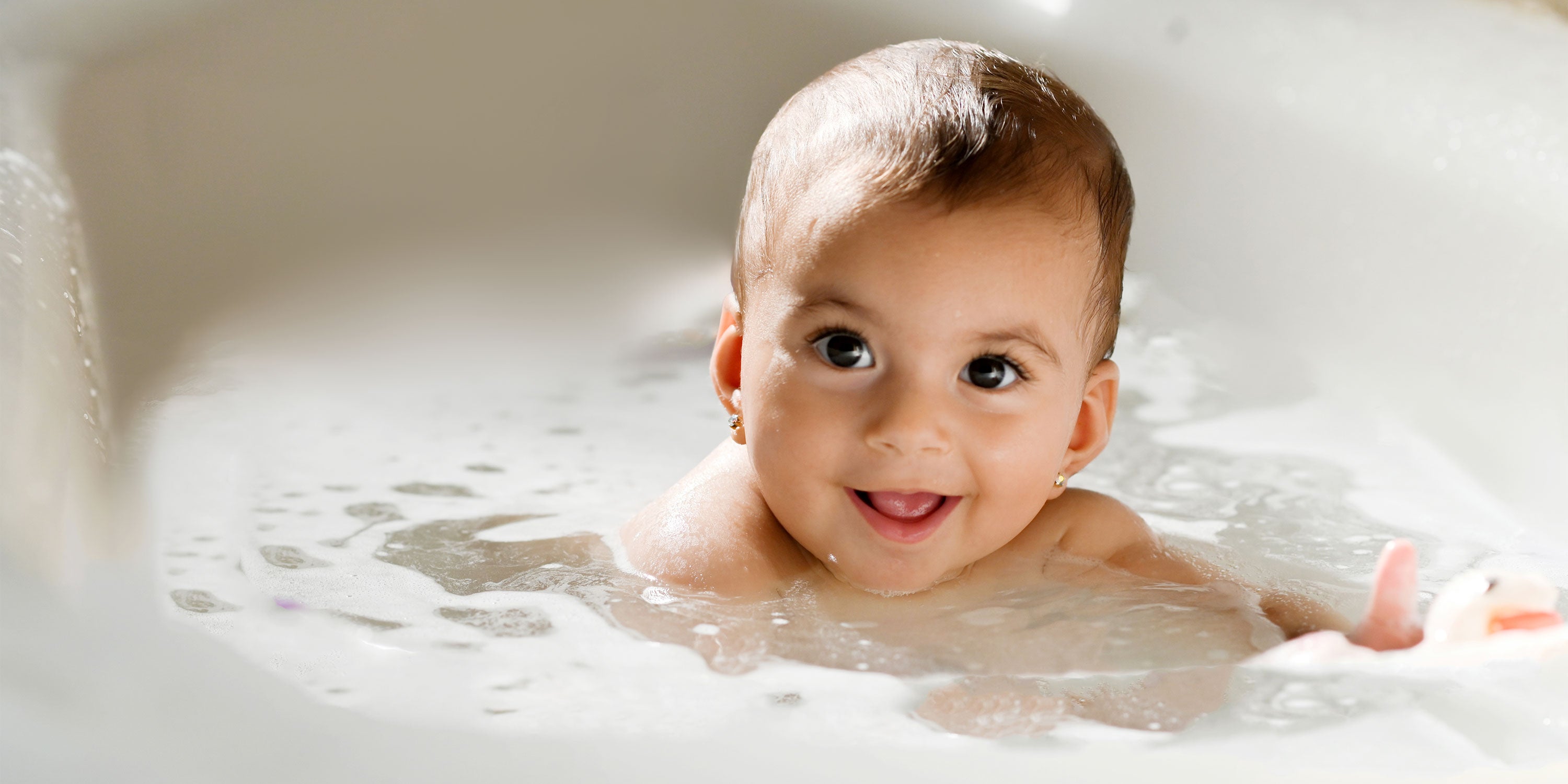 Choosing The Right Wash For Your Newborn’s Delicate